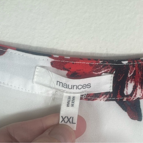 Maurice’s Plus Size Floral Print Top - Picture 2 of 5